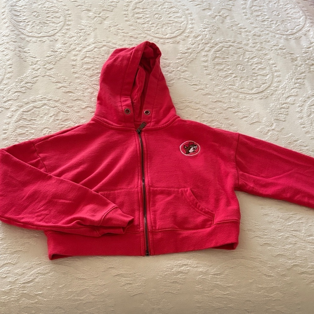 Gently Loved Red Buc-ees Beaver Embroidered Crop Hoodie  *Missing Draw String*